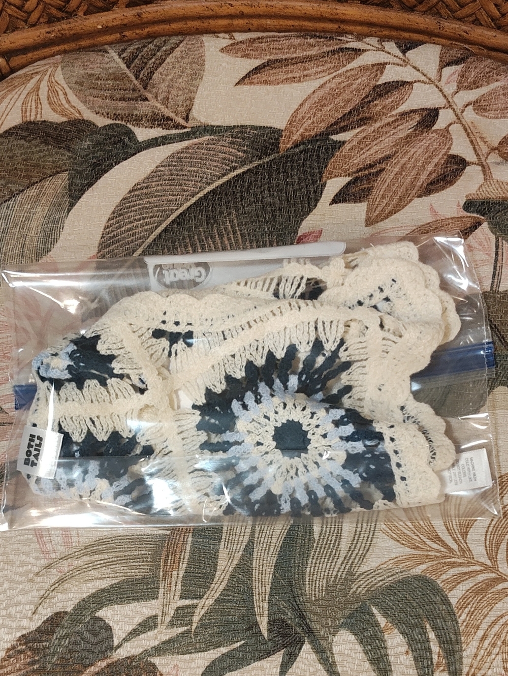 PETS: DOG CROCHET SHIRT - BLUE DIAMONDS - Picture 6 of 16